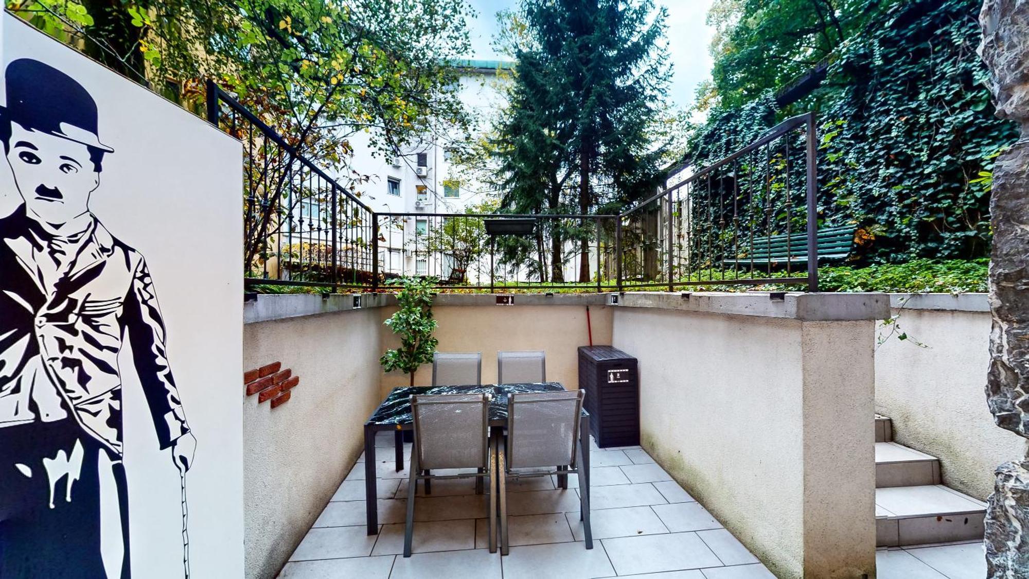 Apartma Chaplin - Free Garage Parking Ljubljana